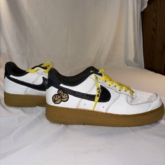 Nike Air Force 1 '07 LV8 "Go the Extra Smile" Gum Black Yellow‎ Mens Sz 8 EUC - Picture 2 of 6